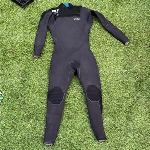 Buell Kids Black wetsuit